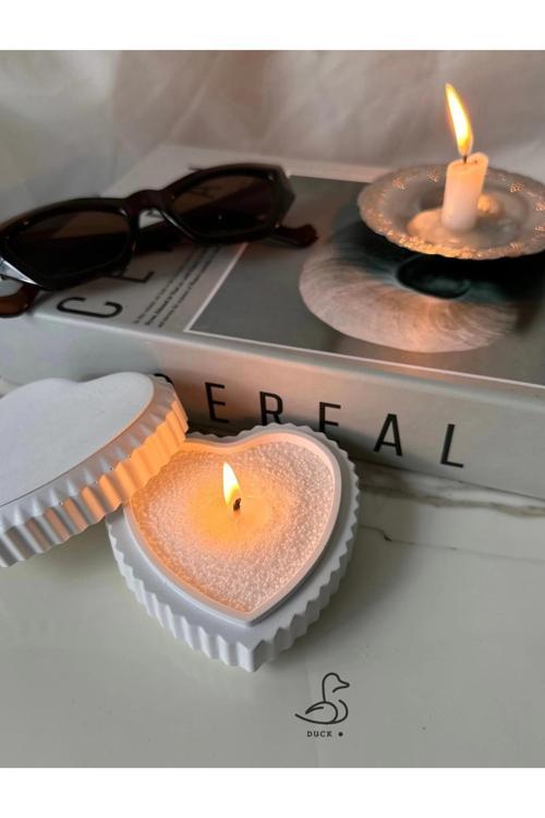 Kalp Görünümlü Kapaklı İnci Tozlu Mumluk