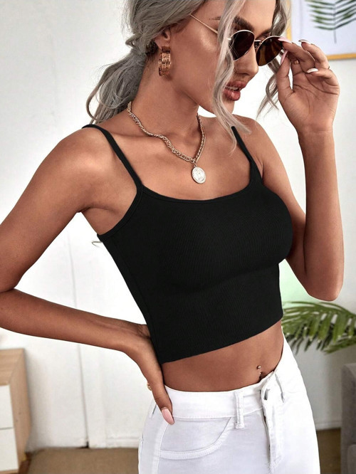 U Yaka Siyah Renk Desensiz Askılı Omzu Açık Fitilli Likralı Fit Crop Top Bluz