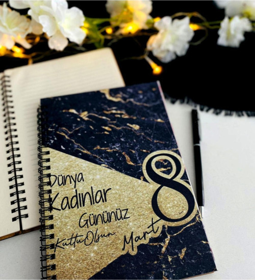 Kadınlar Günü Siyah Gold Defter Kalem Seti
