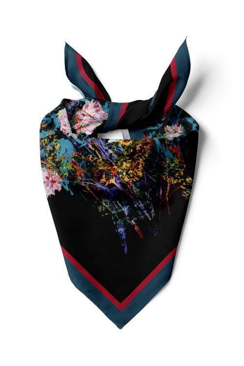 V55 Kadın Siyah Turkuaz Amor Desenli 50x50 Bandana DG01032-22