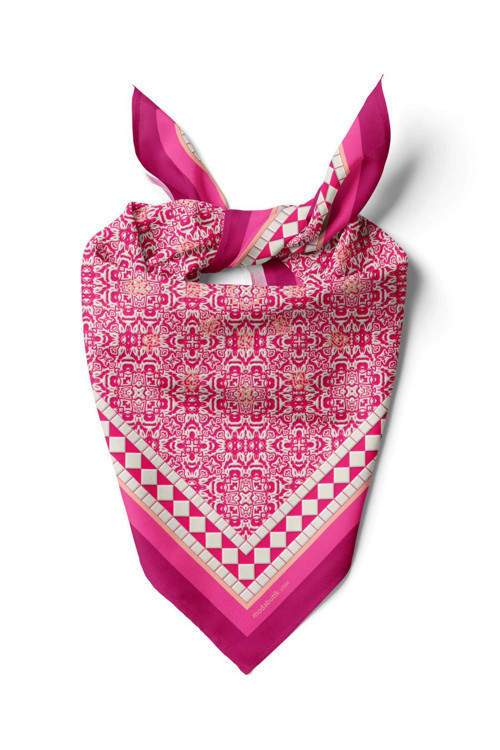 B2 SEAMPLESS BANDANA