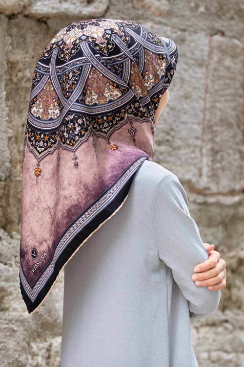 % 57 İPEK % 43 VİSKON Twill İpek Şal Desenli Pudra - Siyah Renkli 90x90 Eşarp Dikim Şekli : El Dikişi