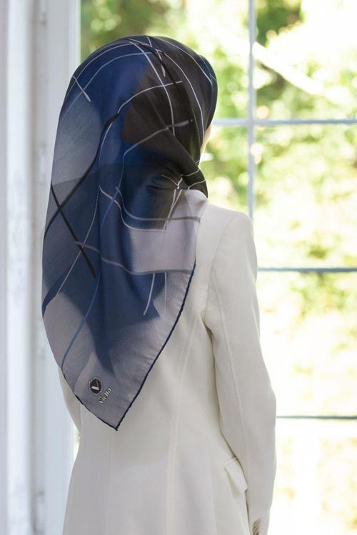 Kristal Geometrik Desenli Gri - İndigo Renkli 90x90 Eşarp (İpek İçermez) Kenar Dikiş Şekli El Dikişli