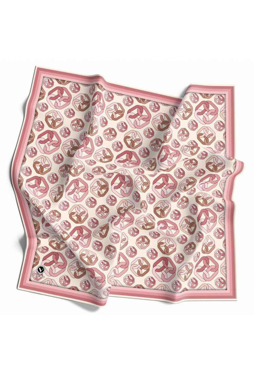 Kristal Zincir Motif Desenli Pudra Renkli 90x90 Eşarp (İpek İçermez) Kenar Dikiş Şekli El Dikişli