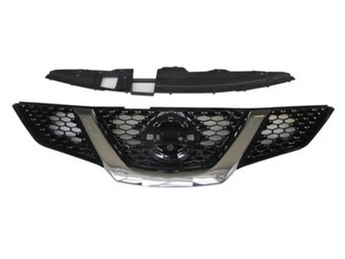 2014-2016 Nissan Qashqai J11 Ön Panjur Nikelaj Çıtalı (Kamera Delikli) (Bfn) (Adet) (Oem No:623104Ea