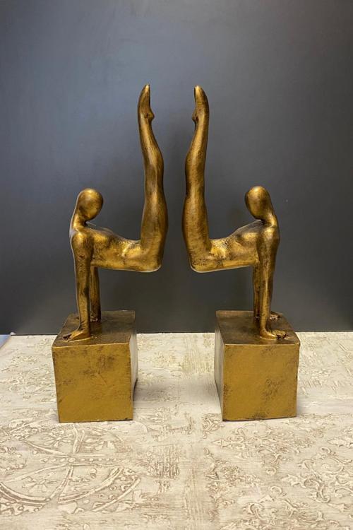 Akrobat Sporcu Kitap Tutucu