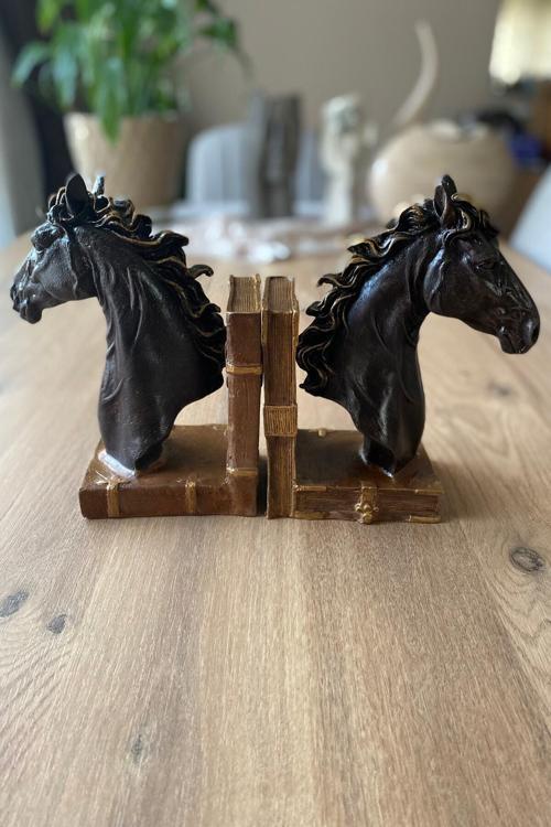 At Büst Kitap Tutucu