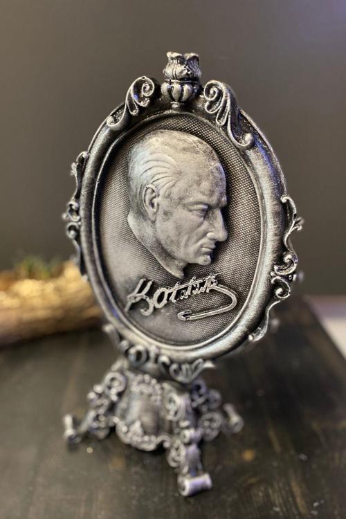 Mustafa Kemal Atatürk Biblo Pano