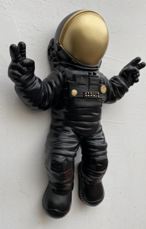 Dekoratif Astronot Apollo Duvar Heykeli (47x35cm) Siyah
