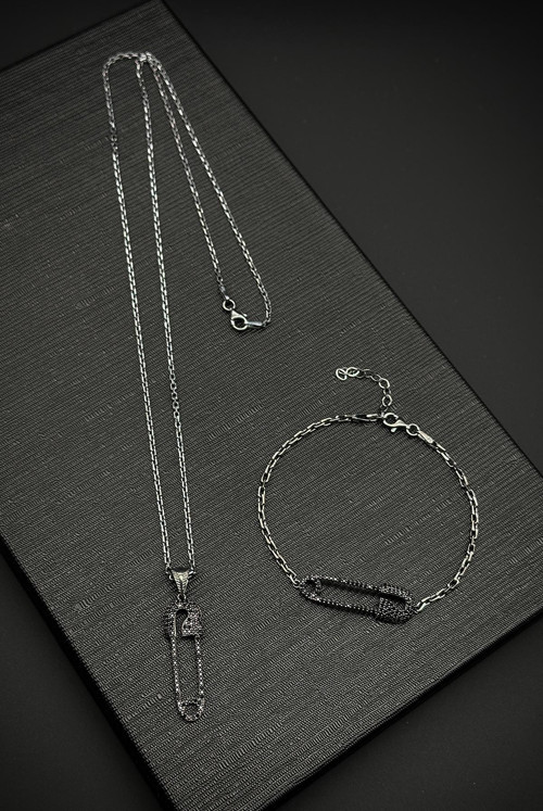 925 Ayar Gümüş Çengelli İğne Model Siyah Zirkon Taşlı Erkek Bileklik/Kolye Set FRJ12196-3196-S