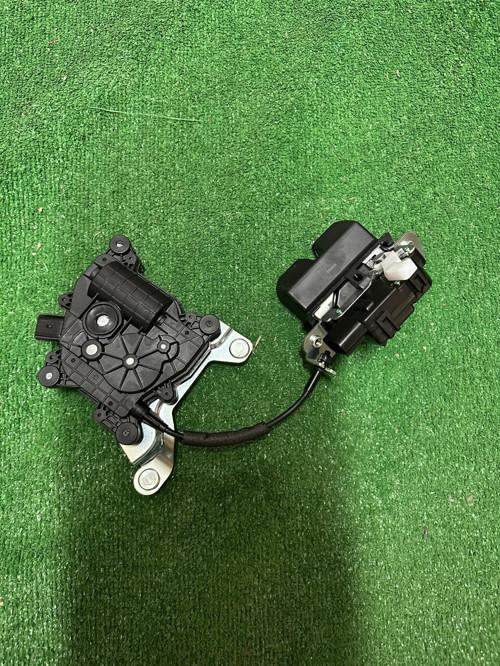 Kia Sportage Bagaj Kilit Motor İle Beraber 2017-2019 81230-D9100