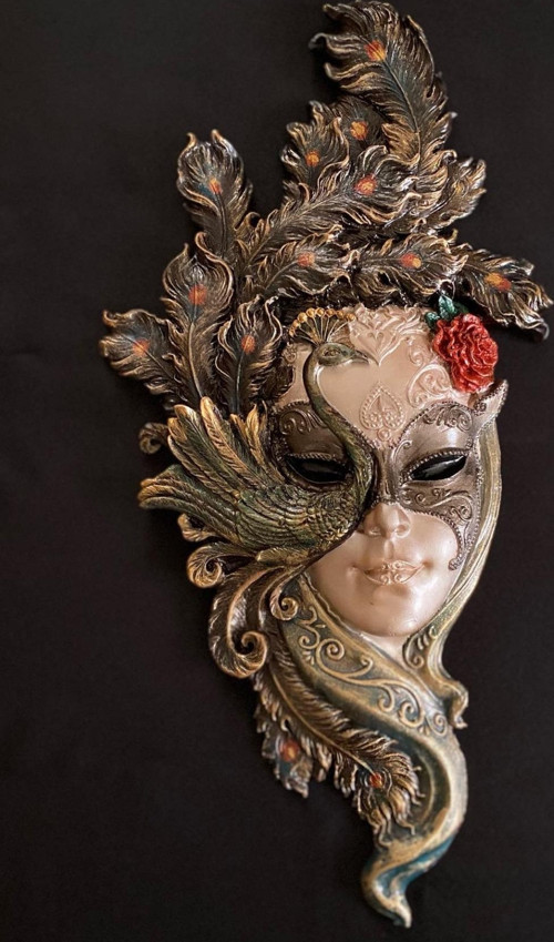 Tavus Kuşlu Büyük Mask Duvar Dekoru