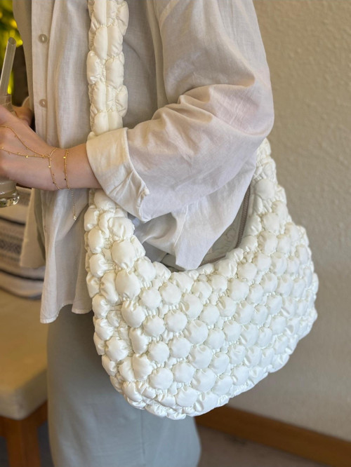 Cluody Bag Beyaz Kapitone / Quilted Crossbody Çapraz Askılı Baget Okul Çanta (Boy:27 En:41 Sap:90)