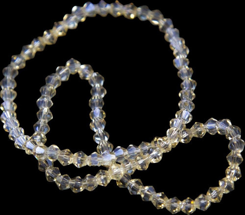 4 Mm Açık Bej Piramit Kristal Cam Boncuk 1 Dizi - (85 Adet)