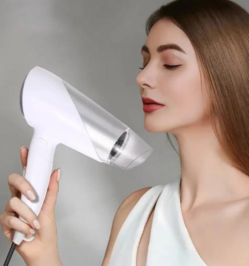 Katlanabilir Başlıklı Saç Kurutma Makinesi