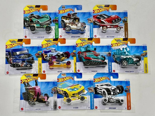 CEREN HotWheels 10'lu Fantastik Araba Seti - Onlu Farklı Arabalar