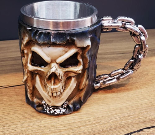3D Tasarımlı Kurukafa Kupa Bardak