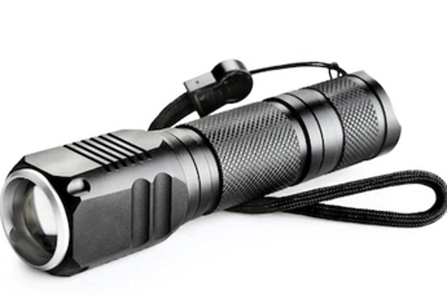 F-82 T6 Led Zoomlu 2000 Lm Yüksek Işık Şarjlı El Feneri