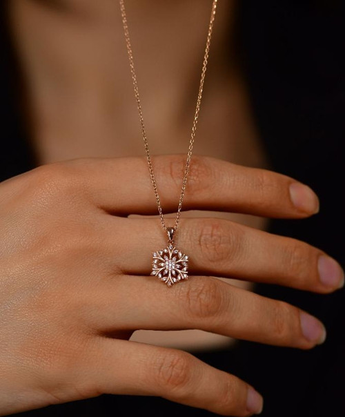 Zirkon Taşlı Rose Kar Tanesi Gümüş Kolye