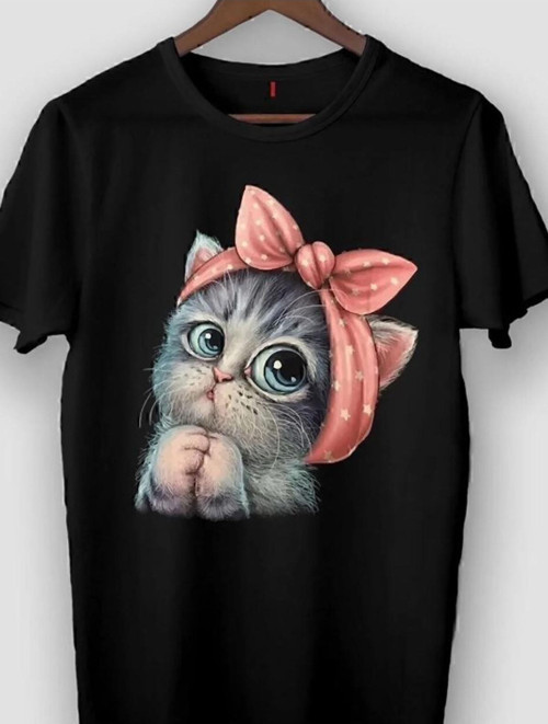 Kadın Siyah Sevimli Minik Kedi Baskılı T-Shirt