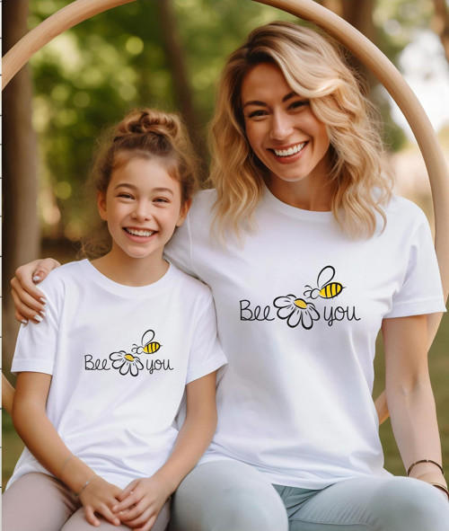 Bee You Baskılı Anne-Kız Beyaz Pamuklu Tişört (Kombin İçin Sepete 2 Adet Ekleyiniz)