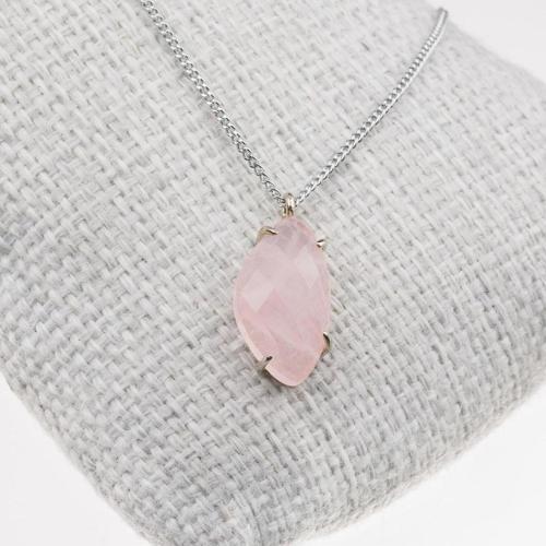 Pembe Kuvars Taşı Kolye-Kararmaz Zincirli