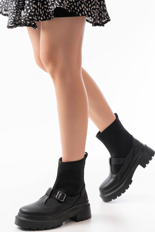 236-2034 Siyah Streç Günlük Kadın Bot