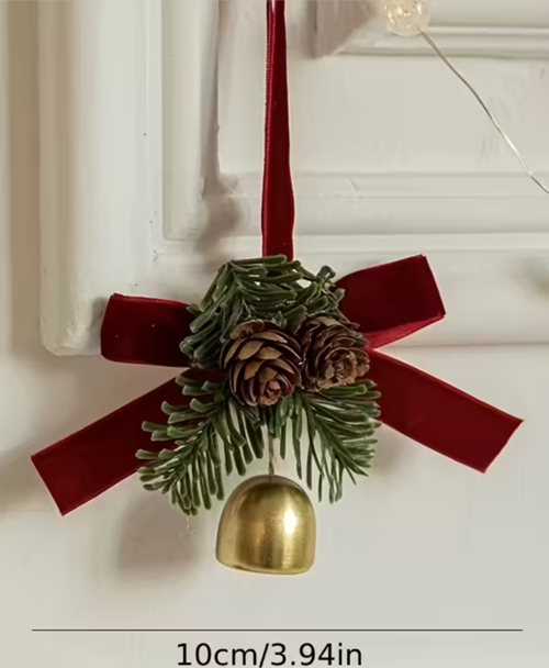 Şık Plastik Noel Ağacı Süsü | Kırmızı & Beyaz Çıngıraklı Dekor | Çam Kozalak Şeklinde Üst & Fiyonk Aksanlı Asma Süs | Yılbaşı, Noel ve Yeni Yıl Ağaç Süslemeleri