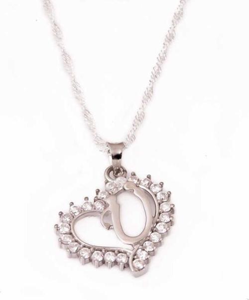 925 Ayar Gümüş Ü Harf Kalpli Kadın Gümüş Kolye