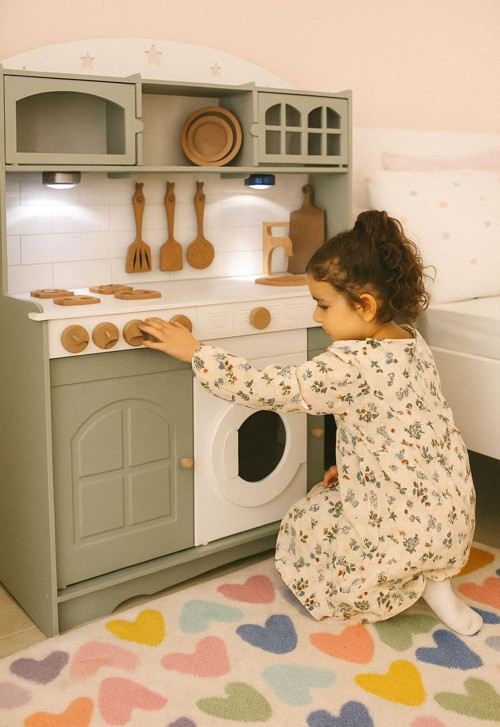 ÖZKAHOBBY TOYS IHLAMUR YEŞİLİ 7 ADET MUTFAK SETİ HEDİYELİ