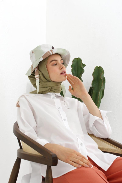 Beyaz-Kumaş Kaplamalı Düğmeli Oversize Gömlek