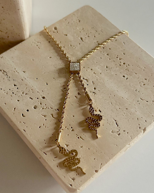 GOLD YILAN KOLYE