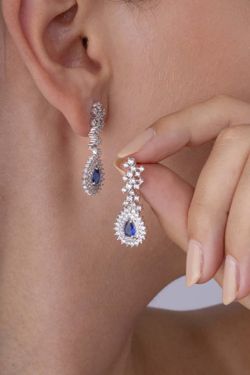 Hürrem Sultan Modeli Safir Taşllı Damla Motifli 925 Ayar Gümüş Küpe