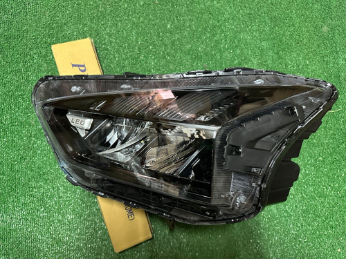 Hyundai Bayon Sol Far Lambası Ledli Tip 2021-2026 92102-Q0600