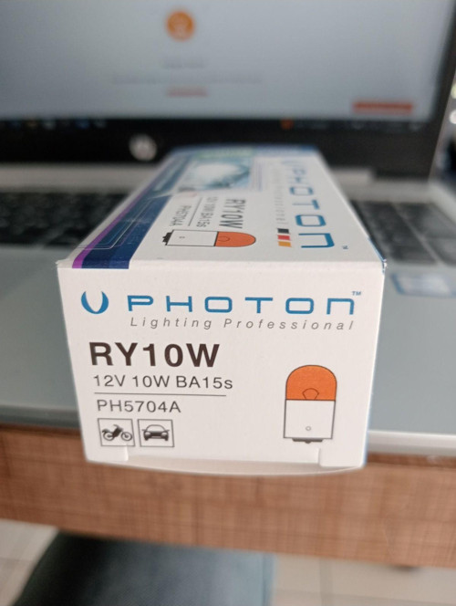 R10 Halojen-ph5704a