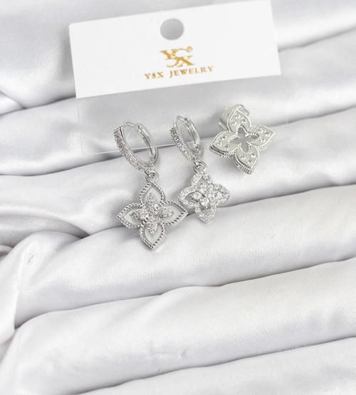 Pirinç Gümüş Renk Yonca Model YSX Trio Küpe Seti