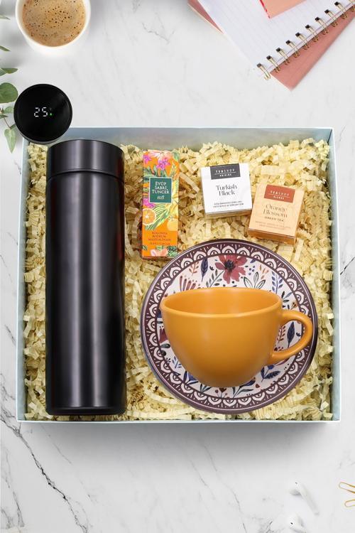 500 Ml Siyah Dereceli Termos & 2'Li Teashop Bitki Çayı & Mini Kolonya & Fincan Hediye Seti