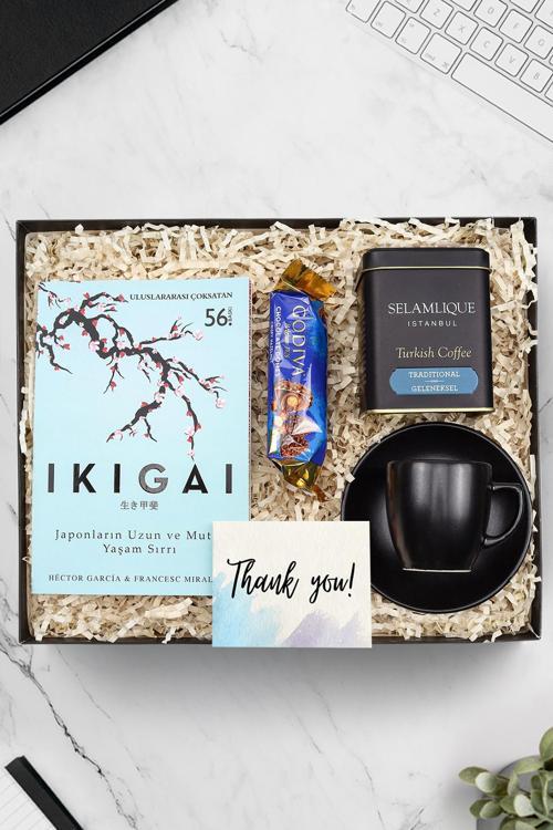 Ikigai Kitabı & Siyah Mat Fincan & Selamlıque Türk Kahvesi & Godiva 30Gr Domes Çikolata Hediye Seti