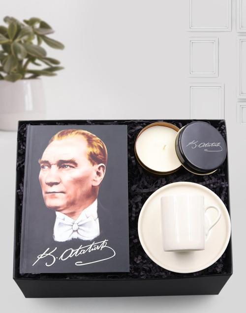 Kemal Atatürk Resimli Defter & Atatürk İmzalı Siyah Metal Kutulu Mum & Beyaz Fincan Hediye Seti