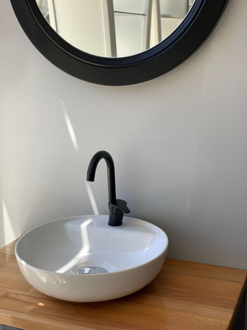 Siyah Lavabo Bataryası