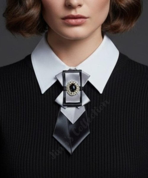 Kadın Fiyonk-Siyah Gri. Parlayan Taş Detaylı. Boyun Askısı Çıkarılabilir