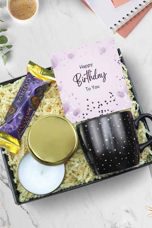 Metal Kutulu Mum & Yıldızlı Kupa & Doğum Günü Mesaj Kartı & Godiva 30Gr Domes Çikolata Hediye Seti