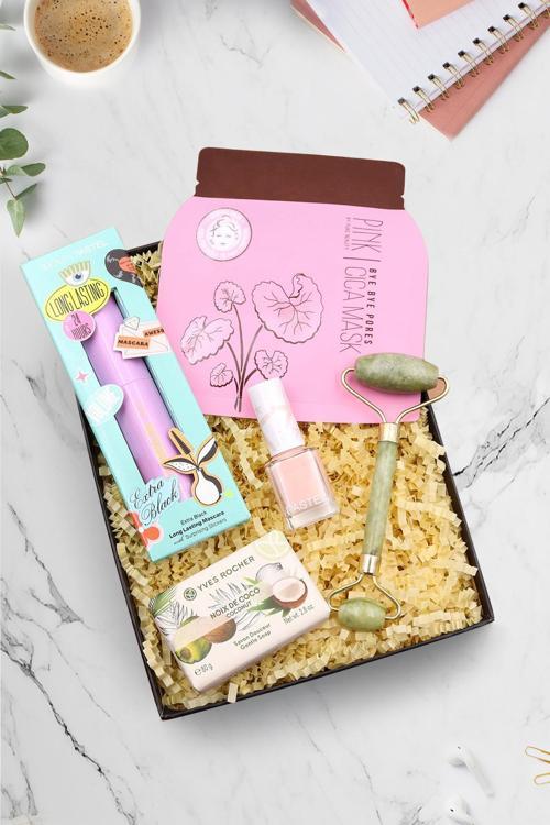 Pastel Maskara - Oje & Yeşim Taşı Yüz Masaj Aleti & Yüz Maskesi & Yves Rocher Sabun Hediye Seti