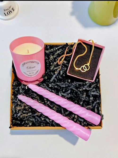 Hediye Seti-Kokulu Pembe Bardak Mum-Halka Kolye+Burgulu Mum
