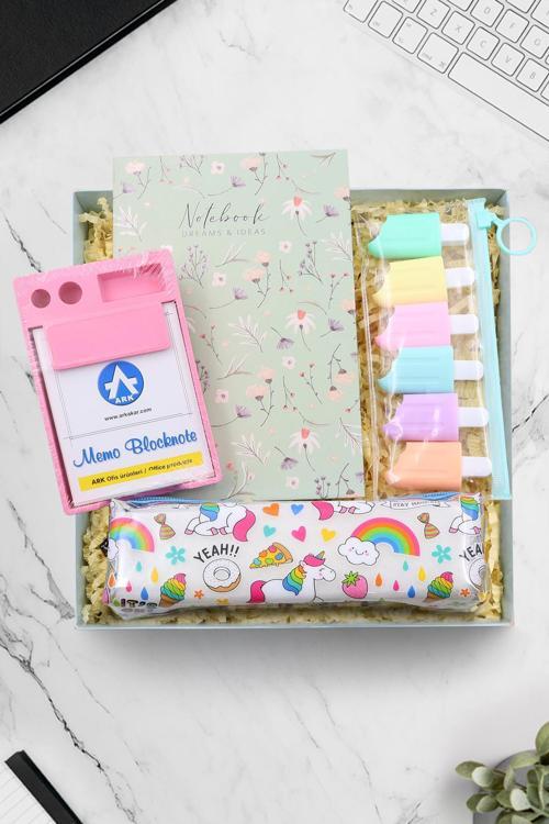 Yeşil Çiçekli Defter & 6'Lı Dondurma Fosforlu Kalem & Desenli Şeffaf Kalemlik & Bloknot Hediye Seti