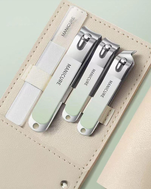 Deri Çantalı 4 Parça Çelik Tırnak Makası Cam Törpü Seti cin808ys