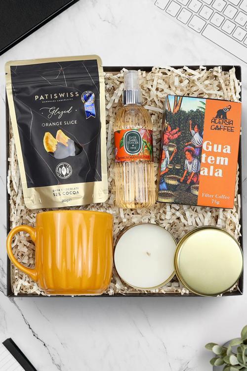 Mum & Turuncu Kupa & Sprey Kolonya & Alerya Guatemala Filtre Kahve & Patiswiss Hediye Seti
