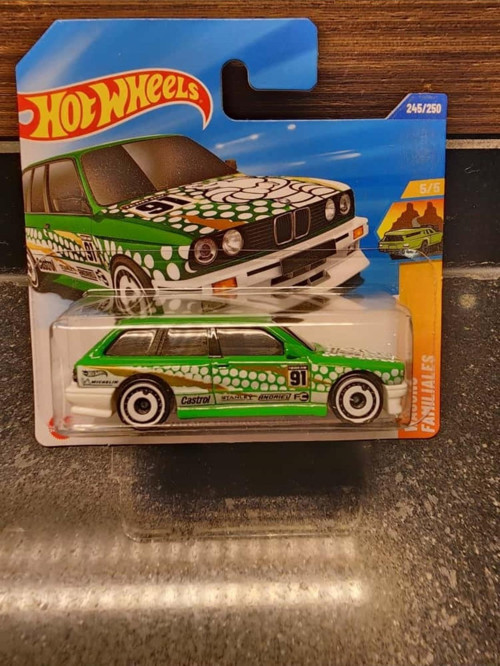 1/64 BMW M3 E30 WAGON