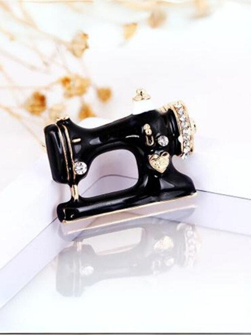 Gold Detaylı Dikiş Makinesi Broş