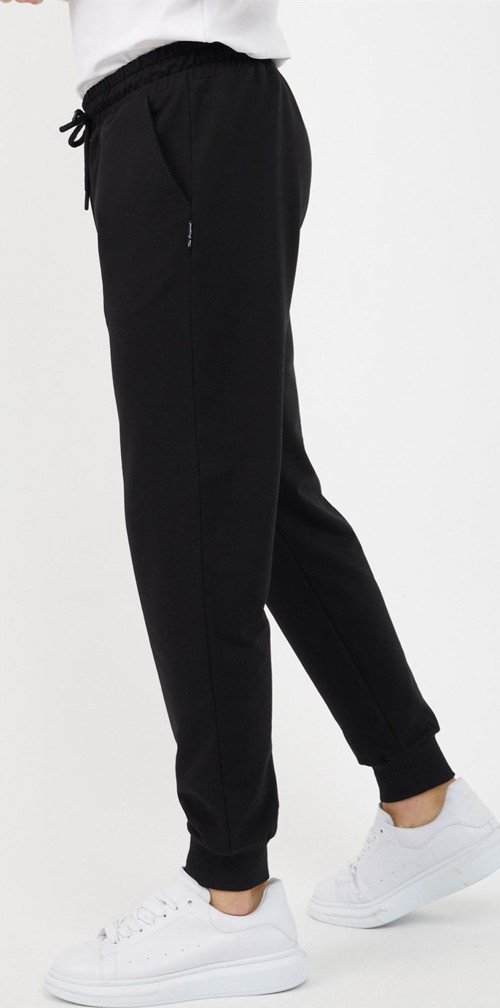Erkek Regular Fit Rahat Kesim Beli Bağcıklı Jogger Cepli Lastikli Paça Siyah Eşofman Altı